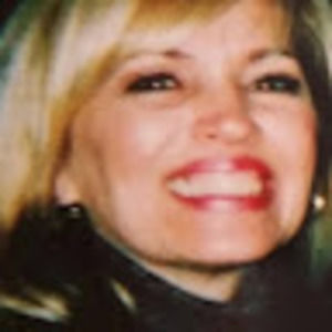 Meet your Posher, Cynthia